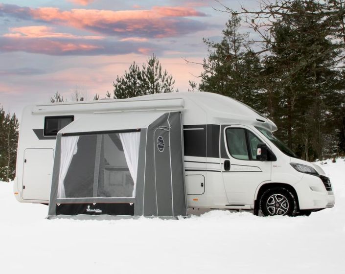 Wintervorzelt für Wohnwagen und Wohnmobil kaufen